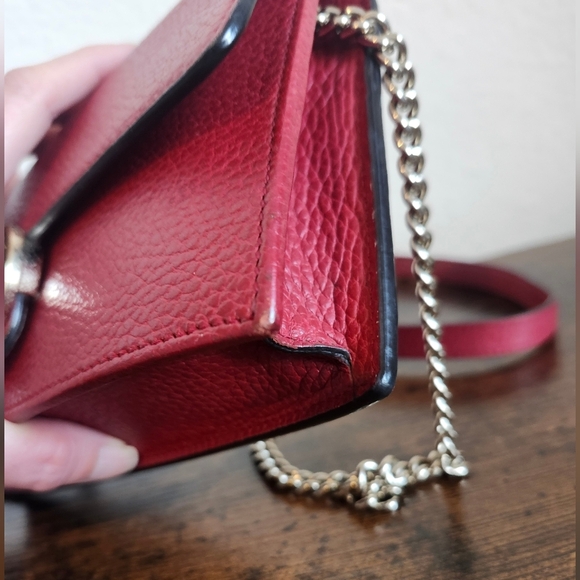 Gucci Interlocking G Chain Wallet Red Leather - Picture 4 of 16